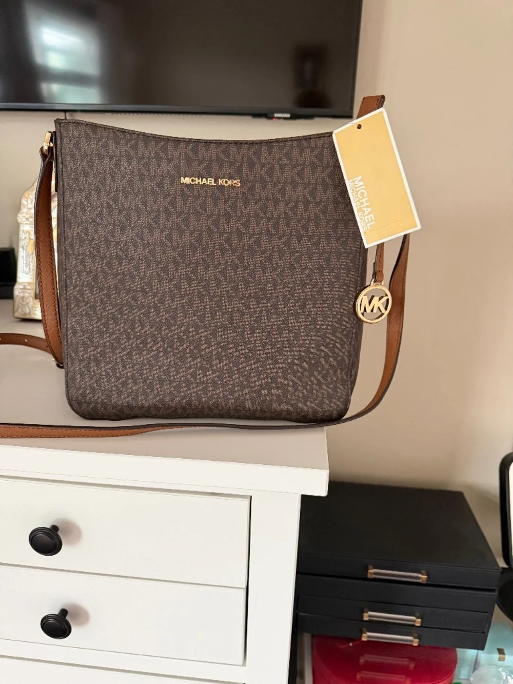 Michael Kors Jet Set Large Messenger Bag Crossbody